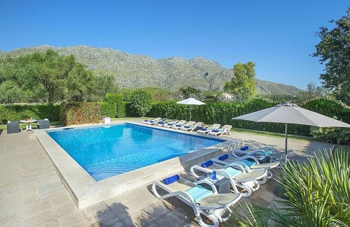 Pollensa Villa | Impressive Country Farmhouse, Private Pool, Superb Mountain Views, 5 minutes to Cala San Vicente!
