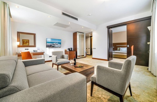 Novi Beograd Hotel | In Hotel Belgrade
