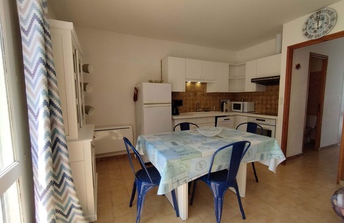Saint-Georges-d'Oleron House | In Oleron with communal pool 800m from the beach