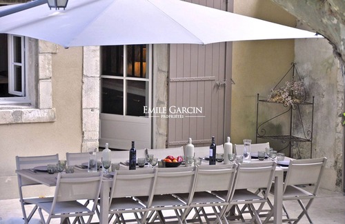 St.-Remy-de-Provence House | In Saint-Remy, Stone house, 8 bedrooms, heated pool, tennis court & caretaker