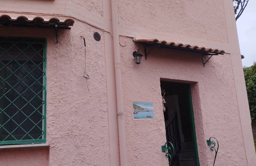 Torre del Greco House | In the countryside, a cozy retreat for peaceful moments near Mount Vesuvius.