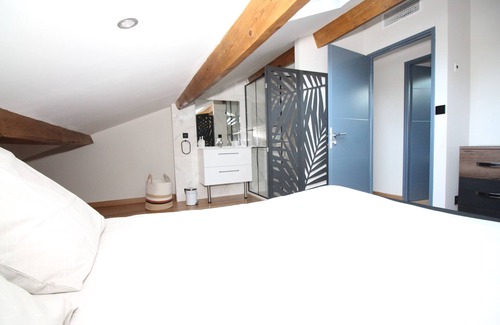 La Roque-d'Antheron Bed & Breakfast | In the heart of La Roque d'Anthéron, at the gateway to the Lubéron region