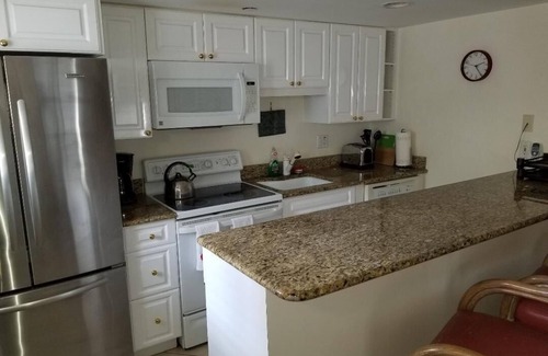 Old Naples Condo | In the heart of Old Naples