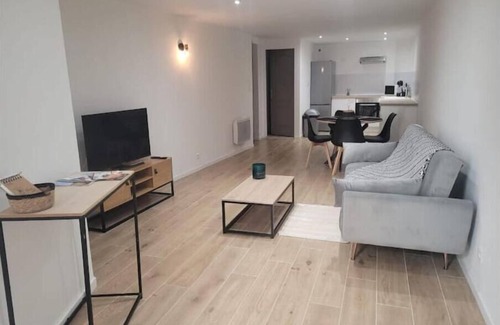 Malaucene Apartment | in the heart of the village