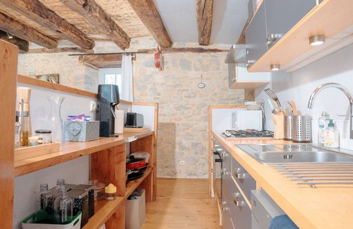 Coly Ski Chalet | In the heart of the village, house for 8 with pool