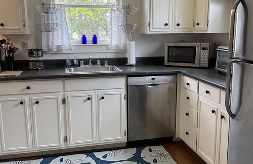 Bar Harbor House | In-town Bar Harbor, walk everywhere, off-street parking, and close to Shore Path