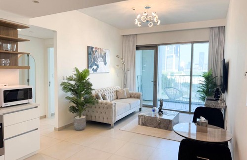 Za'abeel 2 Apartment | INA HOMES - 1BHK Downtown Views Direct Access to Dubai Mall