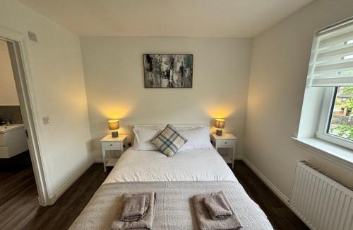 Bonhill Apartment | Inchfad Apartment 2/1