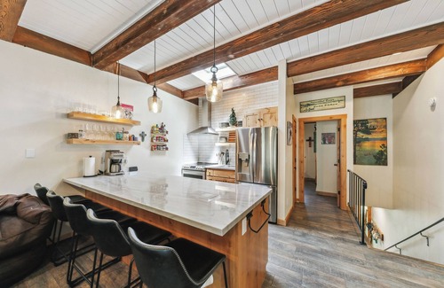 Incline Village Condo | Incline Village Cozy Ski Lease - Charming Mountain Retreat Minutes from Slopes