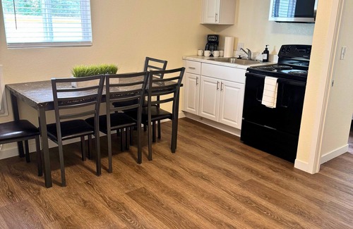 West Colorado Springs Apartment | Inclinescape#6