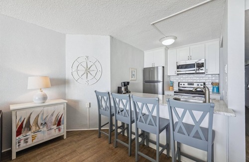 North Ocean City Condo | Includes Xplorie Activities and Linens. PYRAMID - Upgraded 2BR oceanfront condo w/outdoor pool.
