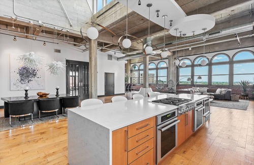 Downtown West House | Incredible 2 story city penthouse with rooftop pool, hot tub & views!