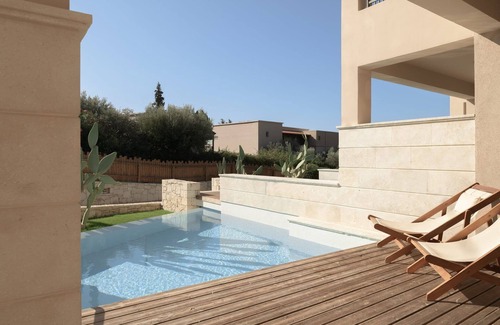 Agia Galini Villa | Incredible Agios Vasilios Suite | Kiato Suite | 1 Bedroom | Private Furnished.