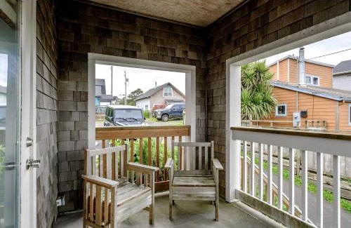 Newport House | Incredible Beach House with Stunning Views in Newport, Oregon