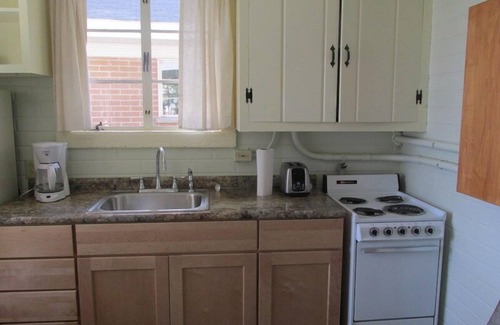 Lake Township Cottage | Incredible Lake Front Stay on Crystal Lake!