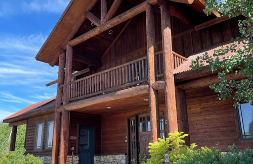 Alta House | Incredible Large Home Minutes to Skiing, Hiking, Fishing - Sleeps 20