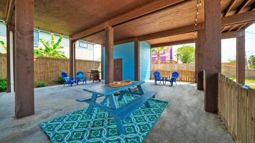 Leeward Sands House | Incredible Nature Views Golf Cart for Rent Balcony Blue Crush by AvantStay