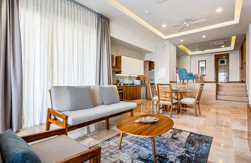 Mismaloya Condo | Incredible ocean-view condo with amazing pool, pool spa & balcony