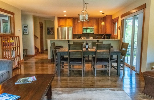 Frisco House | Incredible updated three bedroom Frisco Colorado home. n