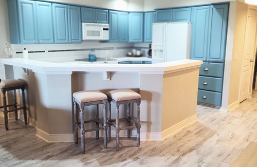 Coeur d'Alene Condo | Incredible views overlooking Coeur d’alene lake await you at this 3/2 condo!