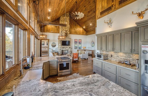 Blue Ridge Cabin | Incredible VIEWS! Year Round Heated POOL, PoolTable, HotTub, 5 Min to BlueRidge