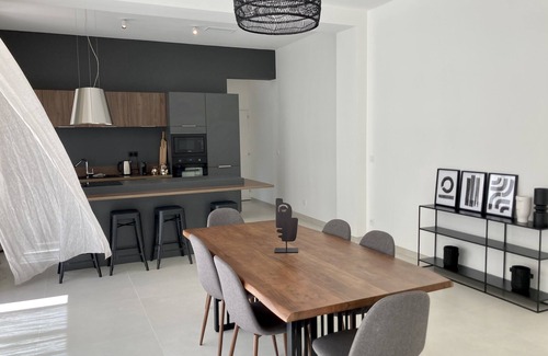 Ecusson House | Incredible villa with swimming pool and garden - Coeur ville Montpellier