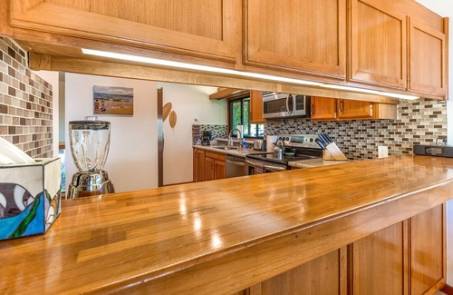 Wailea Condo | Incredibly Large Polynesian Style Villa in Wailea