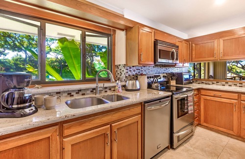 Wailea Condo | Incredibly Large Polynesian Style Villa in Wailea
