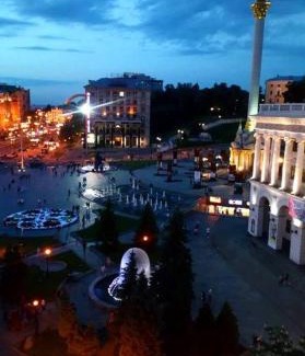 Lypky Apartment | Independence Square · Khreschatyk. View on Independence Sq. fountains