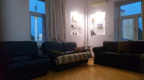Lypky Apartment | Independence Square · Khreschatyk. View on Independence Sq. fountains