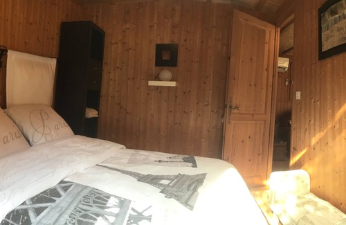 Saze Ski Chalet | Independent cottage with private hot tub near AVIGNON