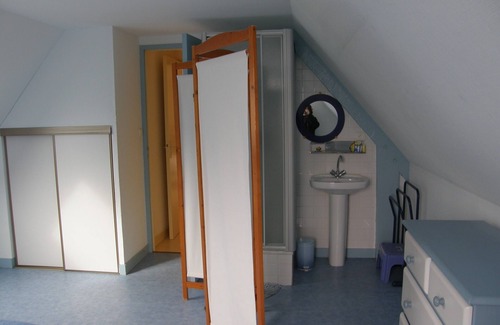Bangor House | Independent house facing south with enclosed garden in the town of Bangor