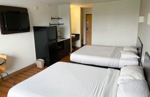 Southport Hotel | Indianapolis IN Southport