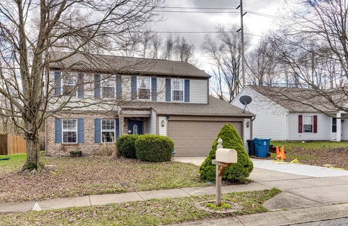 Wayne House | Indianapolis Rental Home w/Gym: Near Speedway!