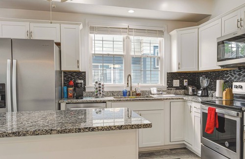Mapleton/Fall Creek House | Indianapolis Vacation Rental ~ 4 Mi to Downtown!