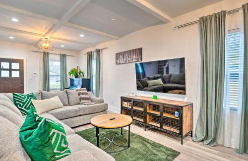 Near Eastside House | Indianapolis Vacation Home 3 Mi to Dtwn!