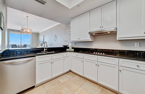 Ono Island Condo | Indigo East 702- Beachfront Views in Luxury Resort