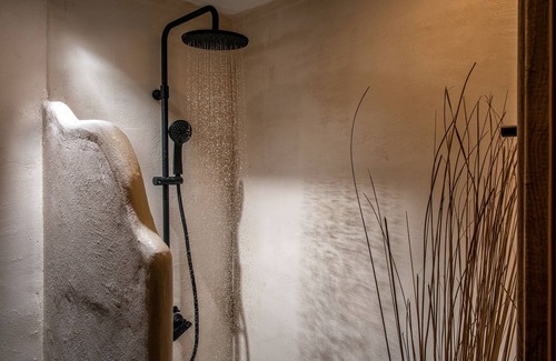 Hersonissos Centre Hotel | Indigo Inn Casa - Adults Only