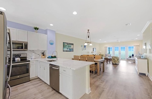 Indigo Reef Marina Homes House | Indigo Reef Resort Premium Waterfront Villa 64 With Boat Dockage, Pool, and Sunset-View