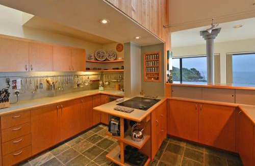 Stewarts Point House | Indigo Tide, True Ocean Bluff at Sea Ranch