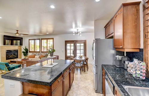 Bella Vida Cottage | Indio Home w/Pool & Hot Tub, 3 Mi to Coachella