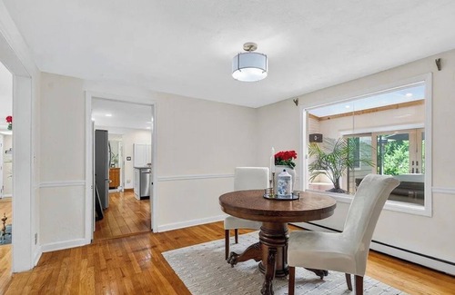 Rotterdam Junction House | Indoor Salt water Spa for long or short stays