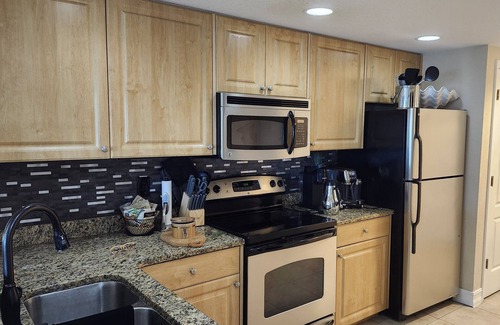 Capri Isle Condo | Indulge in Luxury for Less – Ocean Views