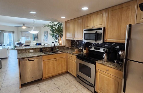 Capri Isle Condo | Indulge in Luxury for Less – Ocean Views