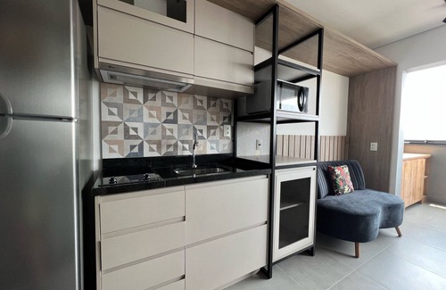 Pinheiros House | Industrial studio in the heart of Pinheiros with complete leisure area and pool with an awesome view