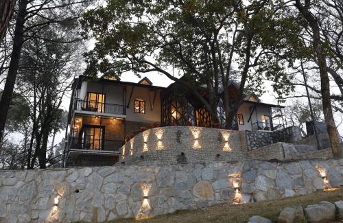 Palampur Hotel | Infinitea Dakbunglow Palampur