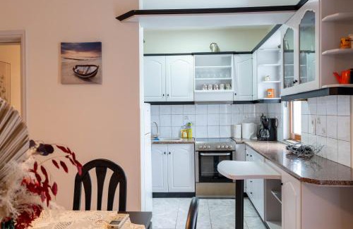 Qender Apartment | Infinity Apartment