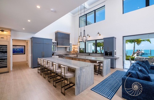Islamorada House | Infinity Bay Islamorada ~ Luxury 9-bed, 10-bath Bayfront Estate in Islamorada