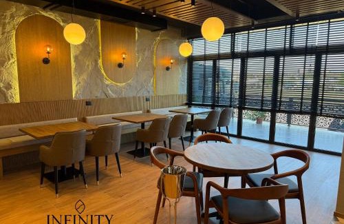 Mejë Hotel | Infinity Plaza Hotel