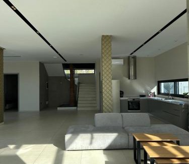 Rrushkull Villa | Infinity Villa